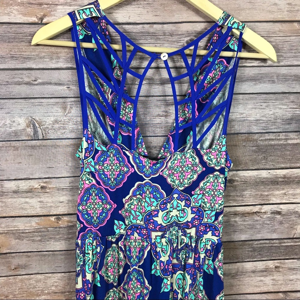 Felicity & Coco Paisley Maxi Dress - Picture 3 of 4